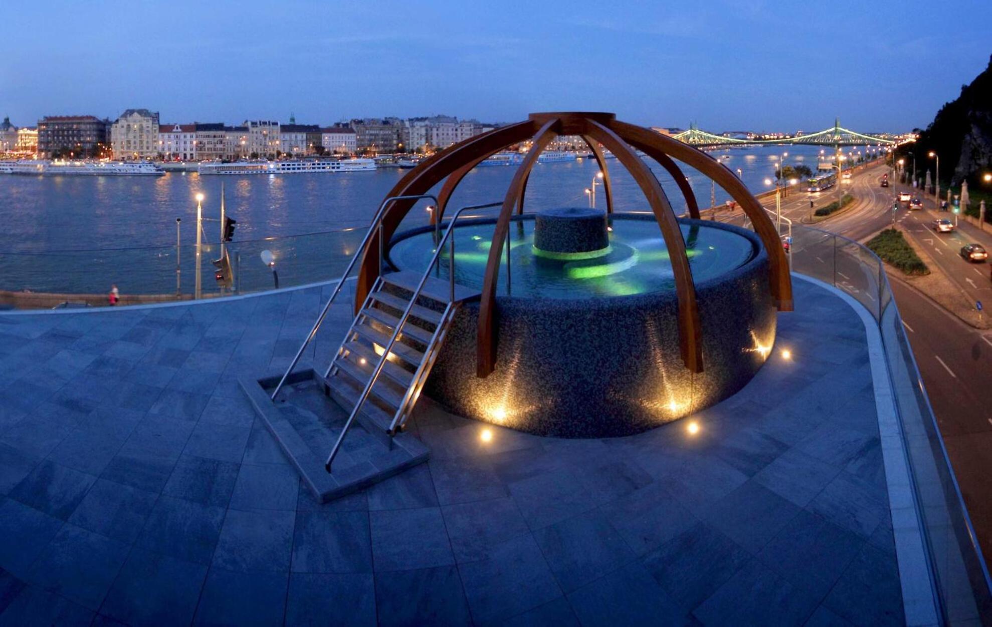 Wellness Retreat With Sauna & Jacuzzi - 1 Min To Opera Budapeste Exterior foto